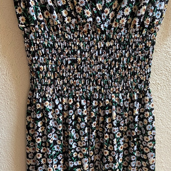 Maxi Dress 👗 - Picture 5 of 9